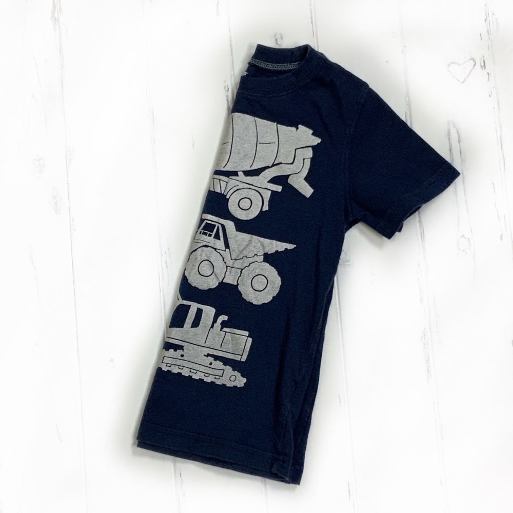 Carter’s t-shirt - Picture 2 of 4